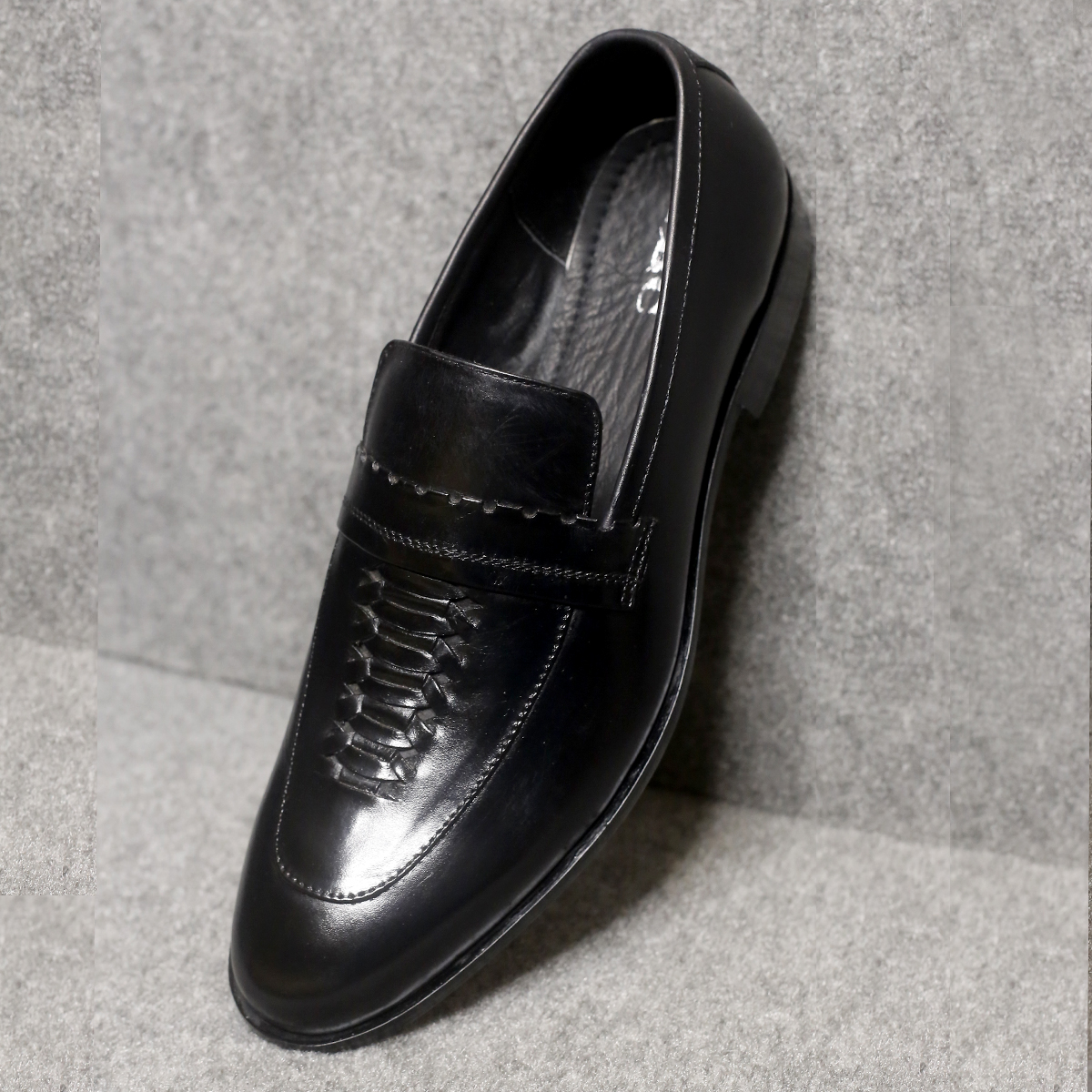 Elegant Black Leather Formal Loafers for Men – FBM 0028 Elegant Black Leather Formal Loafers for Men – FBM 0028