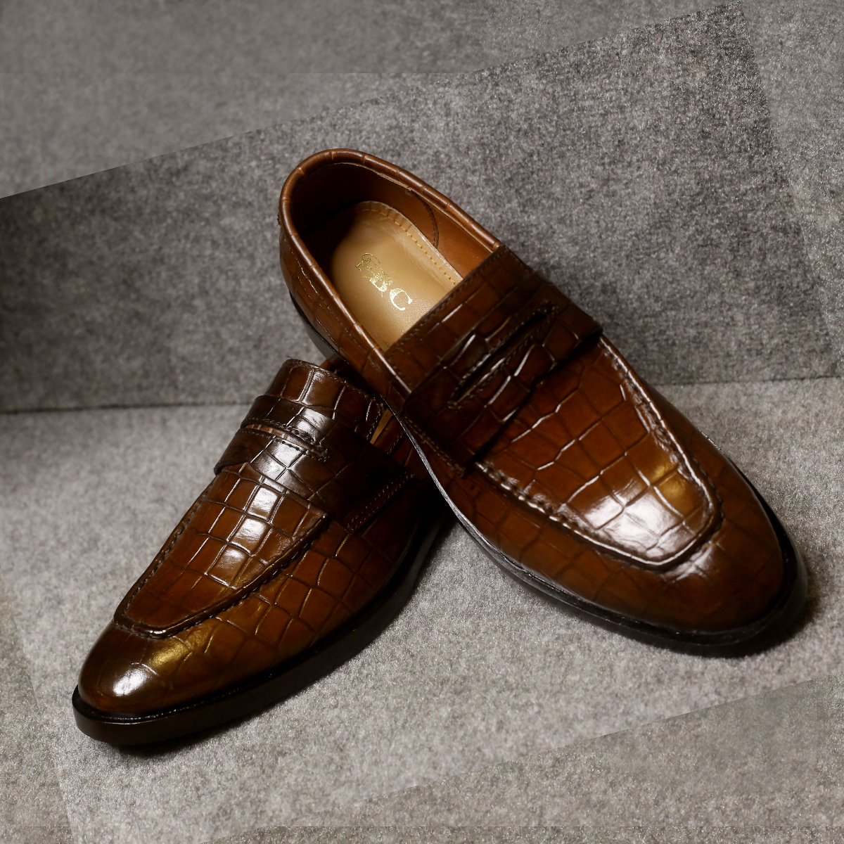 Handmade Semiformal Crocodile – FBM 0027 Handmade Semiformal Crocodile – FBM 0027