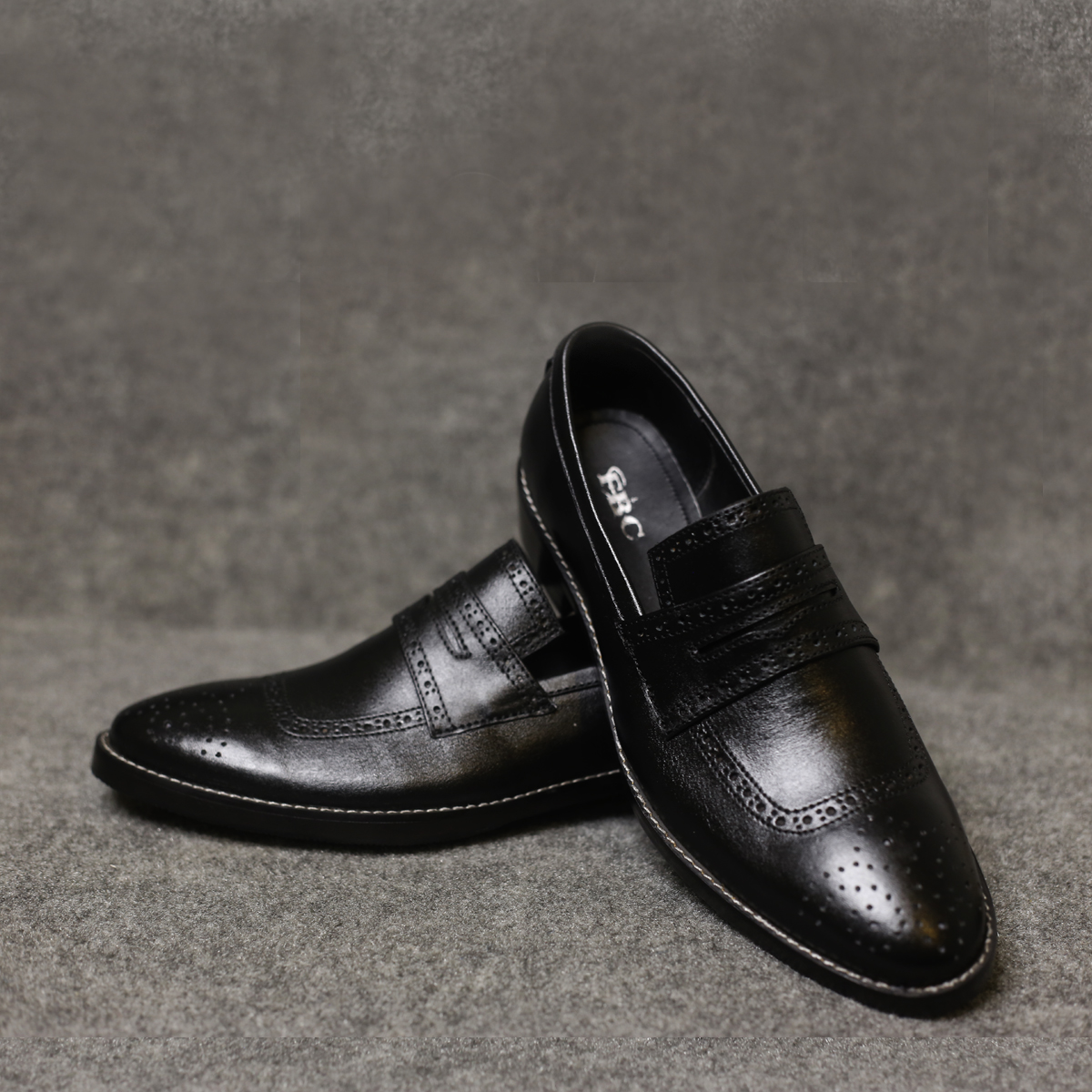Tuxedo Cap Toe – FBM 0010 Tuxedo Cap Toe – FBM 0010