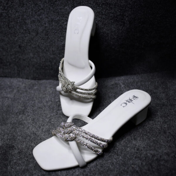 Women Noble Step White Handmade Sandals