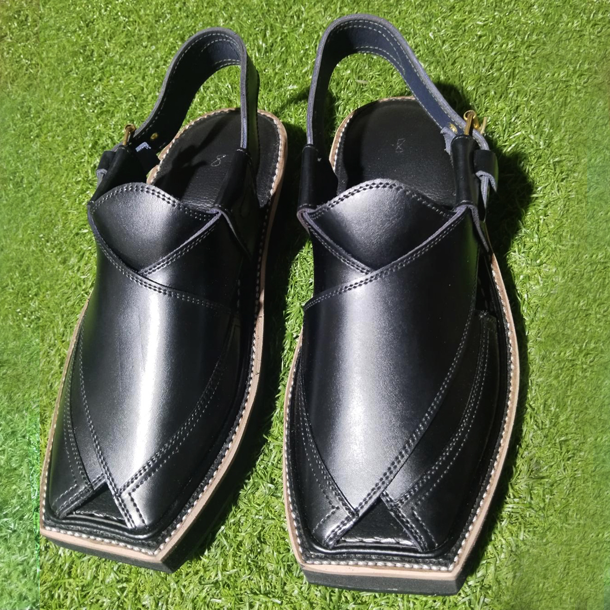 Premium Black Handmade Kaptan Chappal Premium Black Handmade Kaptan Chappal
